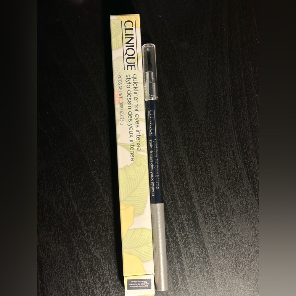 Clinique Quickliner For Eyes Intense Eyeliner; Colours-07;08